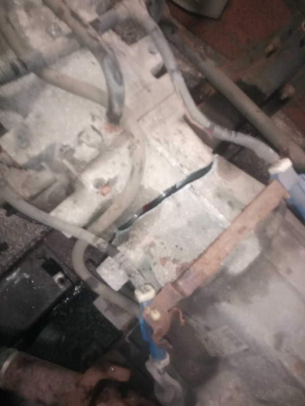 2003 Ford F150 Automatic Transmission Assembly OEM 305K Miles Needs Tailshaft