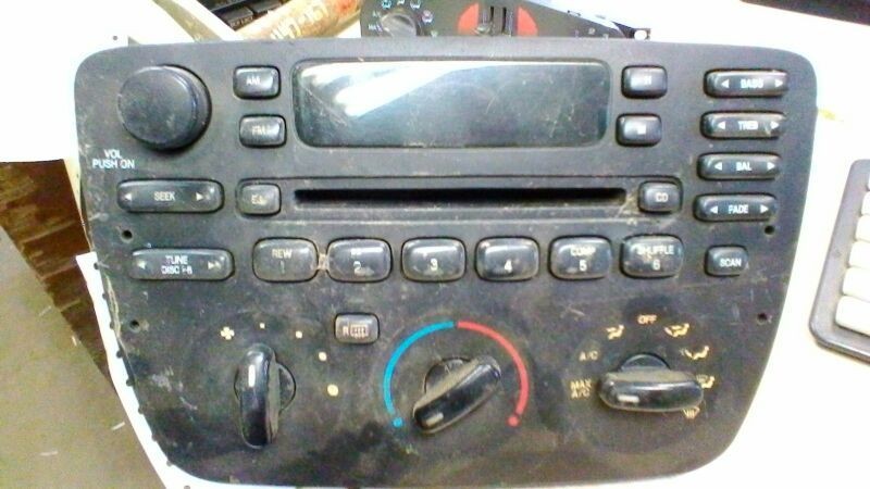 Audio Equipment Radio Am-fm-cd Fits 01-03 SABLE 74183