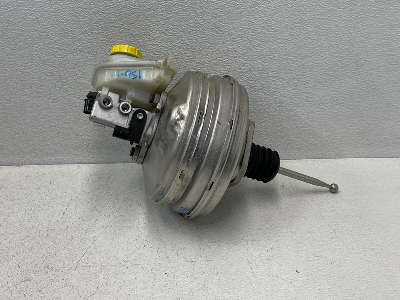 2012-2016 Porsche 991 911 Power Brake Booster Master Cylinder Reservoir 1569 OEM