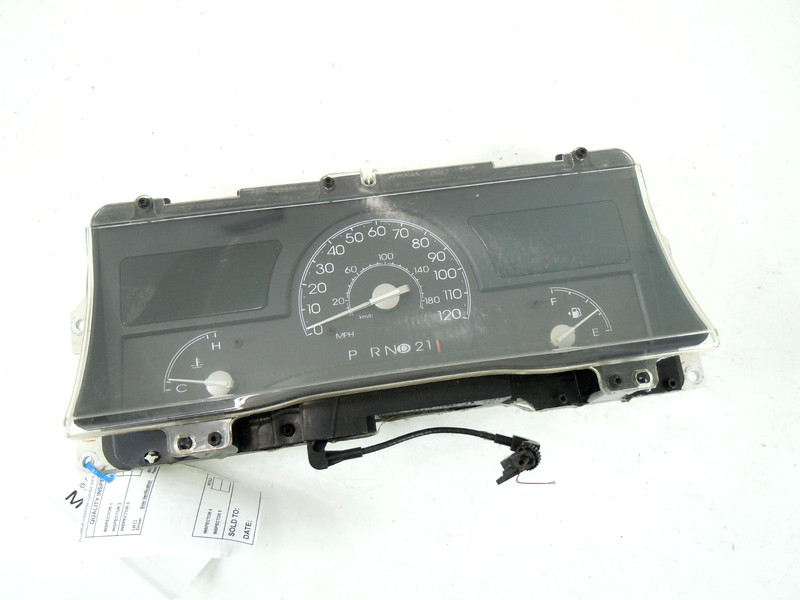 2005 05 Lincoln Town Car Speedometer Instrument Cluster MPH OEM 122K