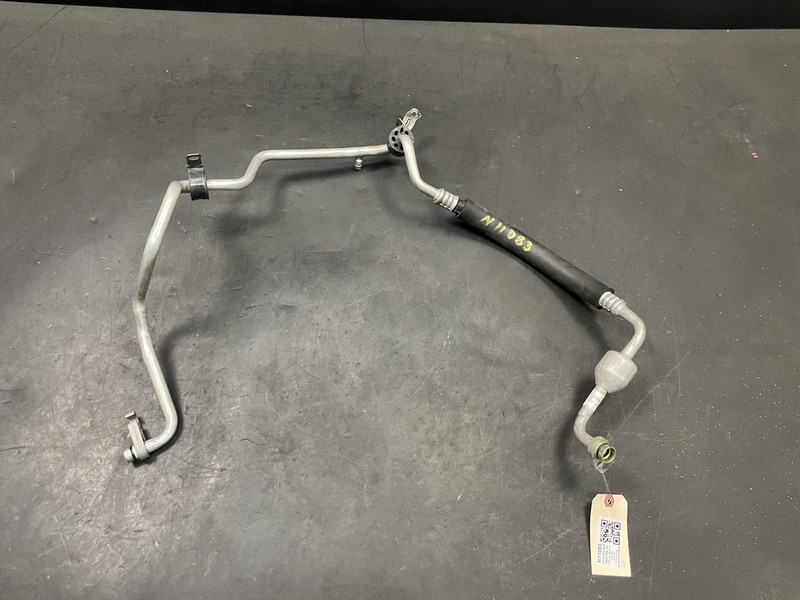 A/C Refrigerant Suction Hose 2019 Nissan Sentra 92480-3SG0A 2013 2014 2015 -2019
