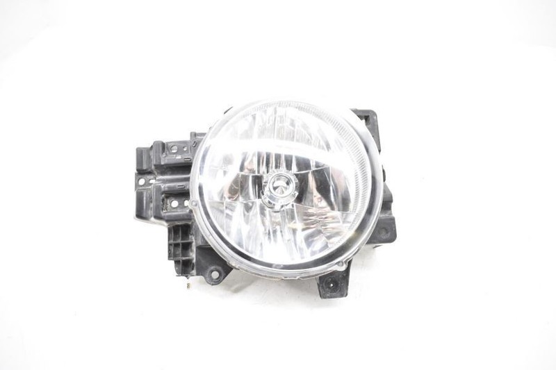 2007-2014 TOYOTA FJ CRUISER PASSENGER RIGHT FRONT HEADLIGHT ASSEMBLY