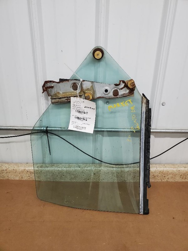 Driver Quarter Glass 2 Door HT Caprice Fits 71-73 CHEVROLET PASS. 290847
