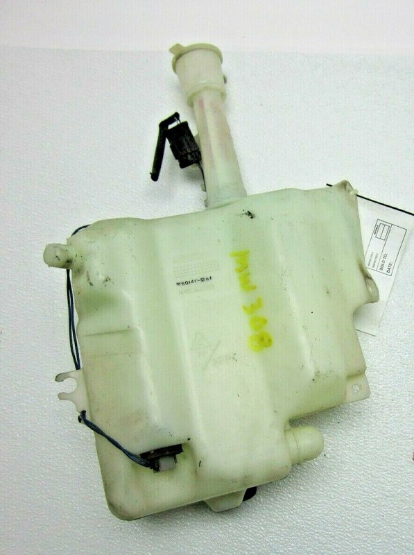 WINDSHIELD WASHER BOTTLE FLUID TANK RESERVOIR JUG for 95 96 97 98 99-02 MILLENIA