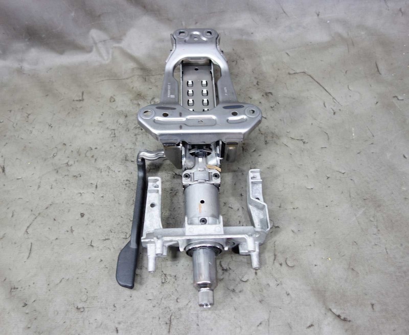 2014-2017 BMW i01 i3 Manually Adjustable Steering Column Assembly OEM