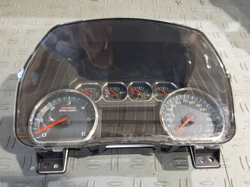 2018-2020 Chevy Tahoe Speedometer Instrument Cluster 5.3L MPH US Market