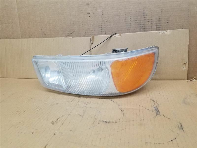 Passenger Right Headlight Fits 99-06 SIERRA 1500 PICKUP 251624