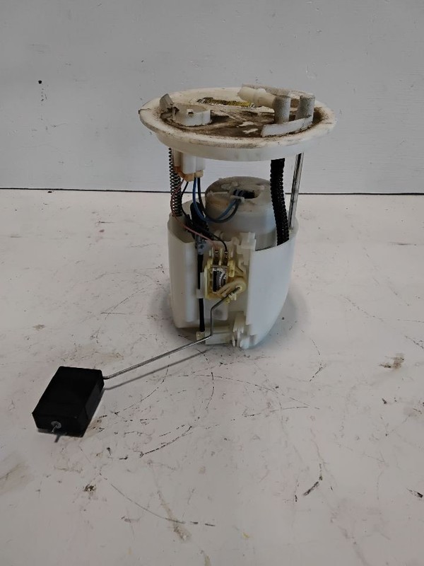 Fuel Pump Assembly 2.5L Fits 10-12 FUSION 3594184