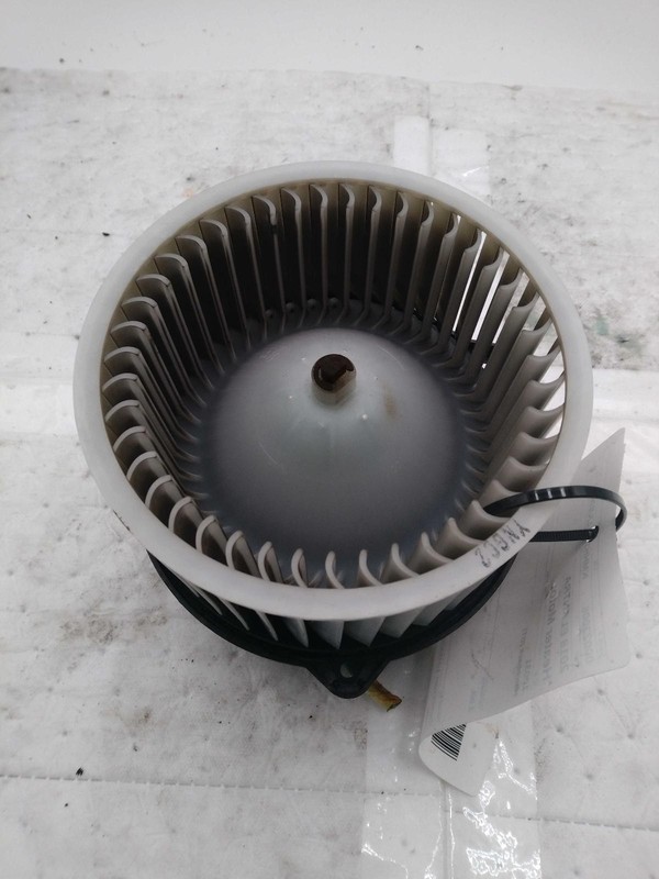 2018 Hyundai Elantra HVAC Blower Motor OEM 97113G3000 Used 113K Miles