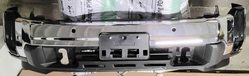2024-2025 GMC Sierra 2500 Front Bumper Chrome Park Assist 11109 A 85660153