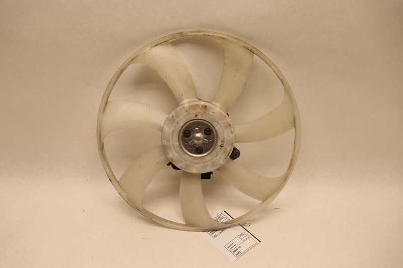2019-2024 TOYOTA COROLLA HATCH 2.0L XSE RADIATOR FAN MOTOR BLADE W/ MOTOR OEM