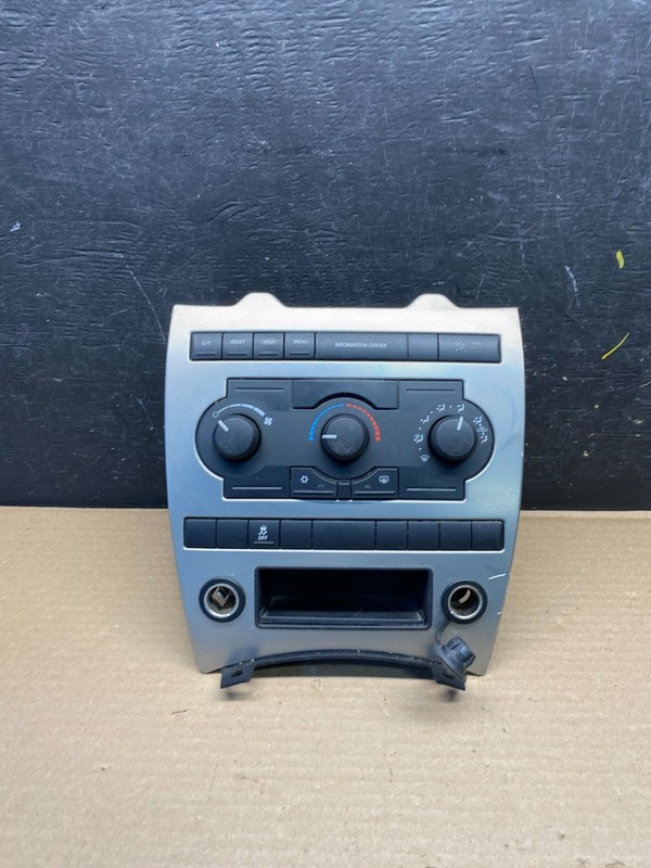 2005 2006 2007 Jeep Commander Grand Cherokee A/C Climate Control Bezel s2724 DG