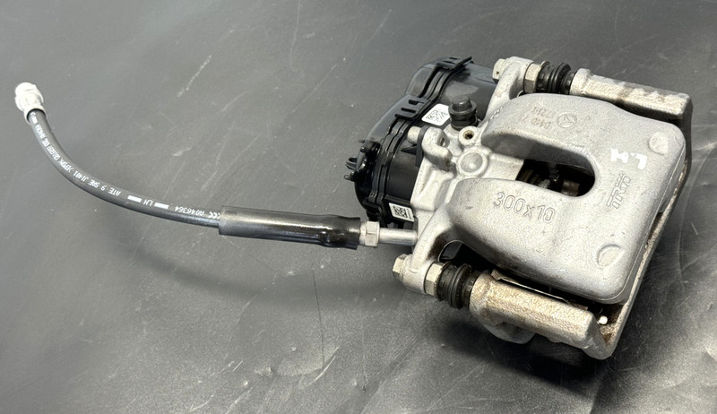 ✅2012-2020 MERCEDES SLC300 SLK300 SLK250 REAR RIGHT BRAKE CALIPER W/MOTOR 24K