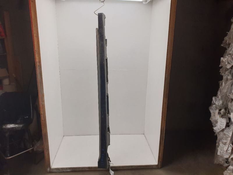 07-11 LEXUS GS450H PASSENGER SIDE RIGHT SIDE ROCKER PANEL MOULDING