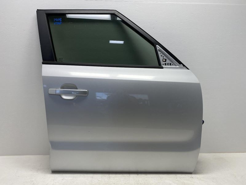 Right Passenger Side Front Door Fits 2014-2019 Kia Soul 72080 **NO SHIPPING**