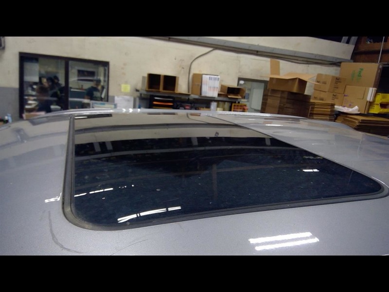 Complete Sun Roof Assembly New Style 6 Lug Fits 19-23 DODGE 1500 PICKUP 1678836