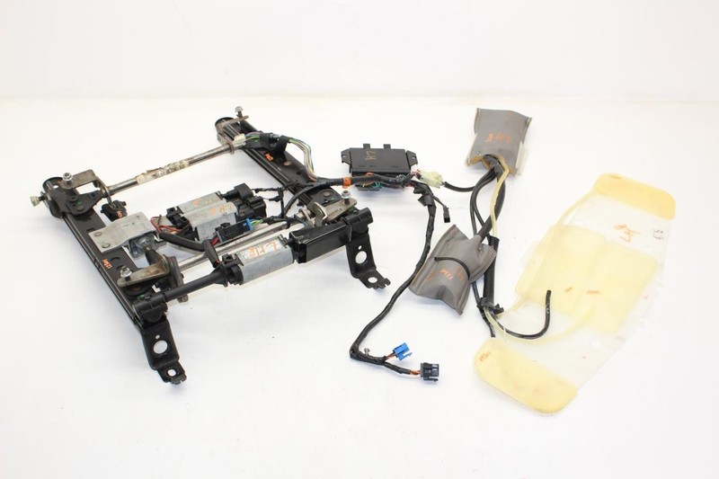97-04 CORVETTE 5.7L LS1 Driver Left Front Seat Track with Module 10435193