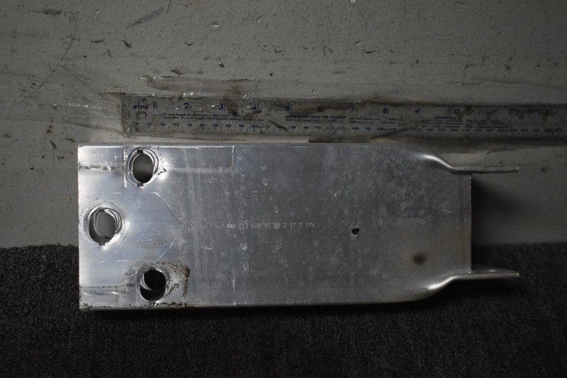 2016-2020 MERCEDES BENZ GLC300 LEFT SIDE BRACKET FACTORY OEM