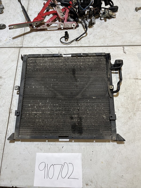 92-99 Bmw E36 3 Series Ac Air Conditioner Condenser Cooling Unit