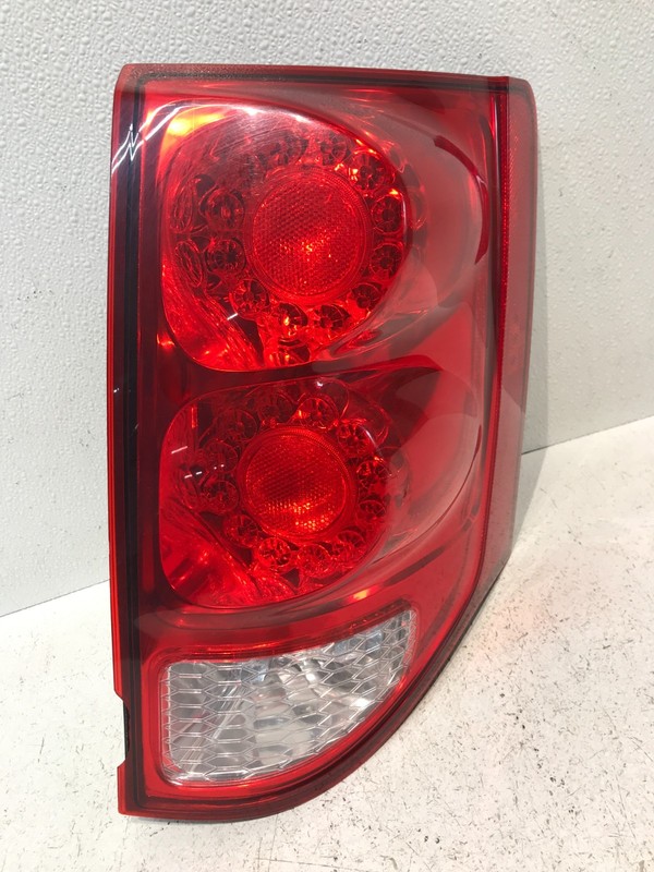 2011-20 Dodge Grand Caravan Tail Light RH Right Passenger Lamp OEM