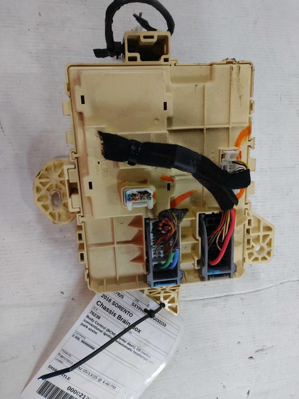 2016 KIA SORENTO Fuse Box OEM 91200C6090 Grey 2.0L 118K Miles NJ25-17925