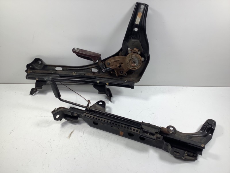 90 91 Honda Accord4 door Driver Seat Track Inner + Outer 81550-SM4-A01 OEM