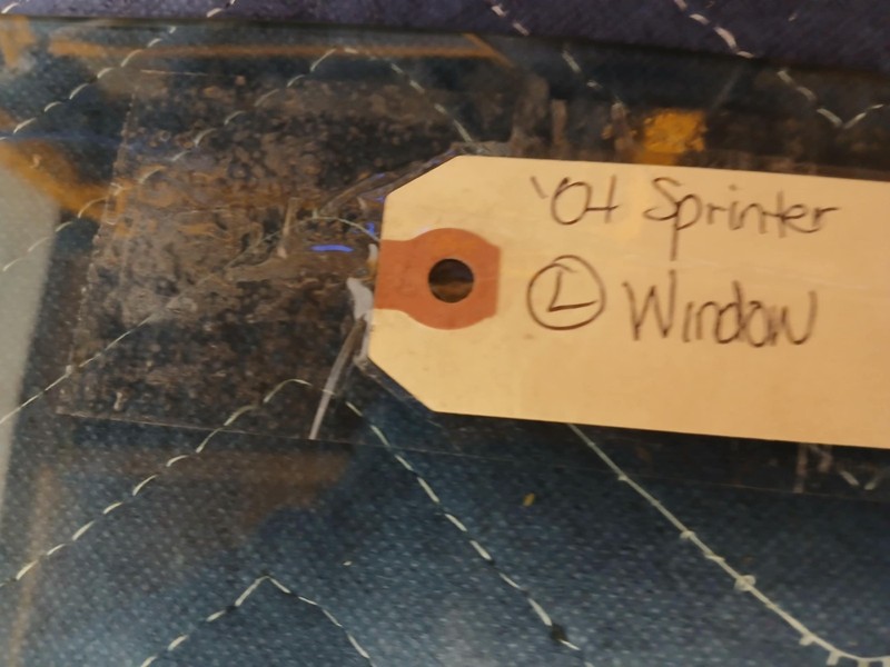 Fit 01-06 Dodge / Freightliner Sprinter Driver Left Side Front Door Window Glass
