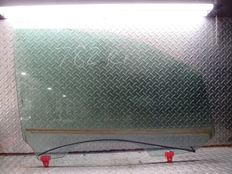 2008-2015 NISSAN ARMADA/ TITAN RIGHT PASSENGER FRONT DOOR WINDOW GLASS