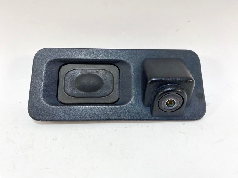 17-20 JAGUAR F-PACE TAILGATE LIFTGATE RELEASE HANDLE SWITCH W/ CAMERA PANEL OEM
