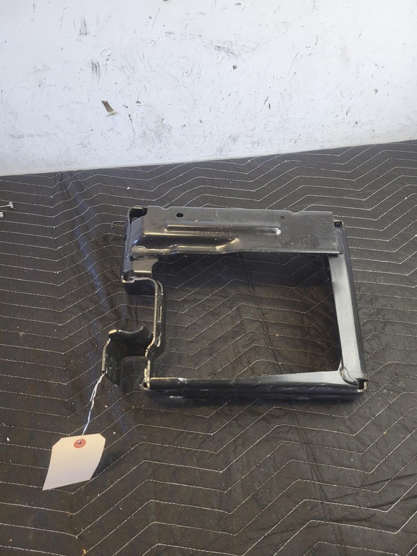Used Oem BMW Right Front Bumper Reinforcement Bracket 2023-2025 430Xi Gran Coupe