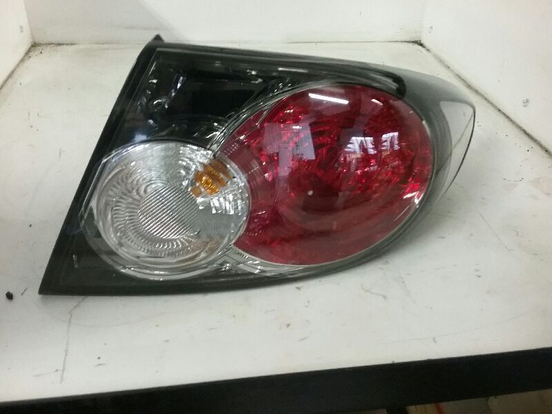 Passenger Tail Light Black Background Hatchback Fits 06-08 MAZDA 6 1518900