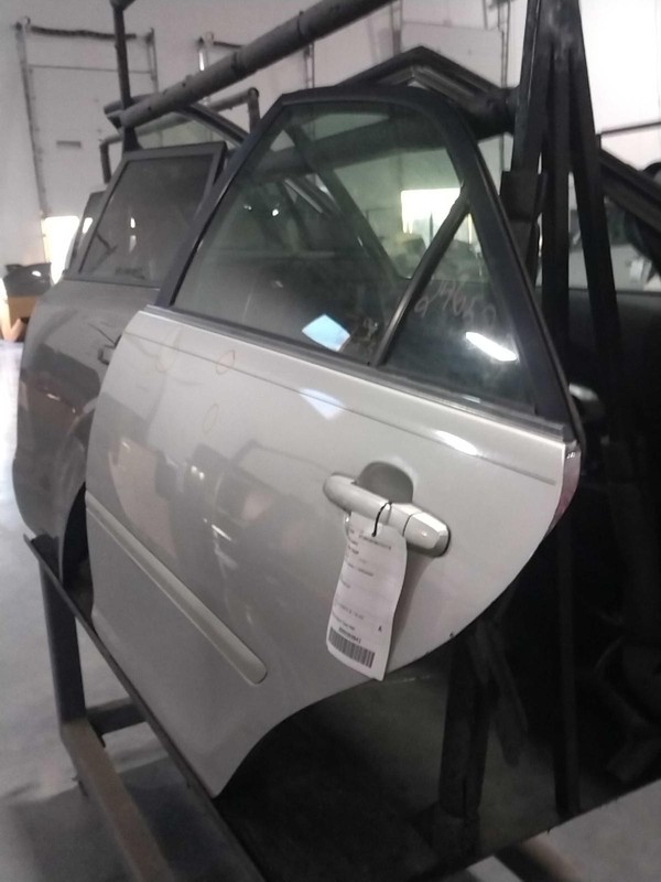 2006 Toyota Camry Left Rear Door Green OEM 589030 214K Miles