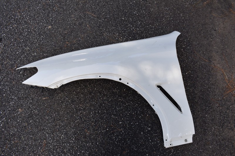 BMW X3 LEFT SIDE FENDER 2018-2023 FACTORY OEM