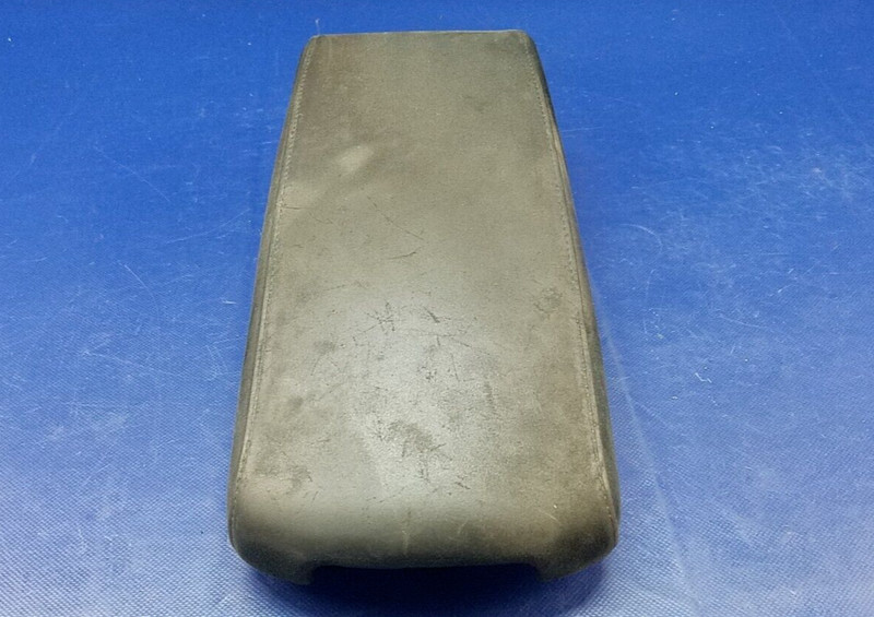 2015 NISSAN ALTIMA CENTER CONSOLE ARM REST ARMREST LID COVER BLACK # 74020
