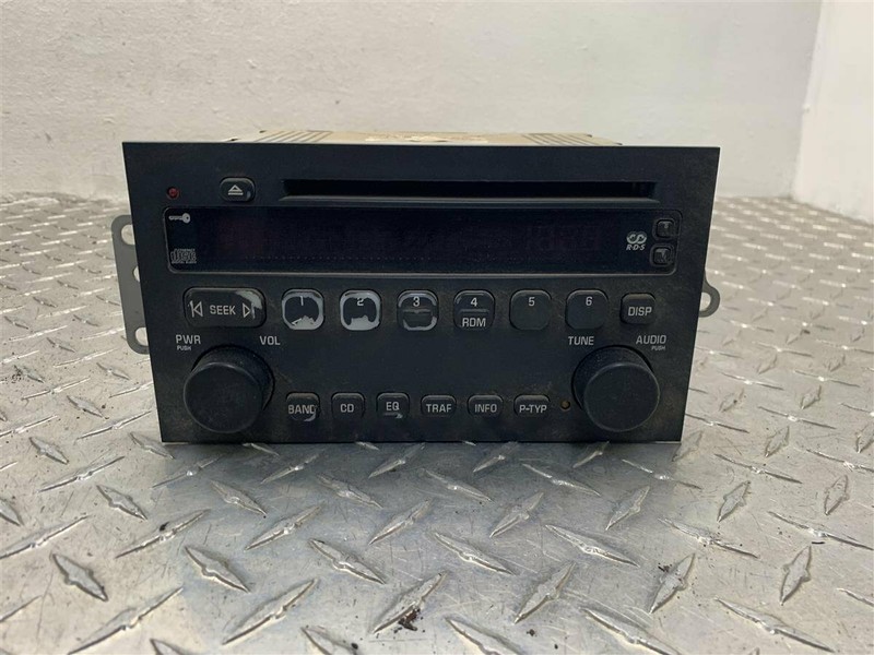 04 05 06 07 CHEVROLET RENDEZVOUS AM-FM-STEREO-CD PLAYER RADIO 10333580