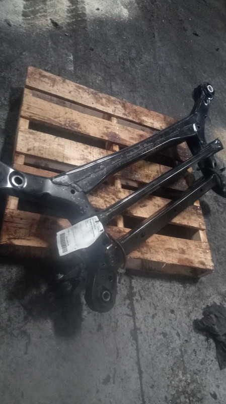 2017 Chrysler Pacifica Frame Crossmember OEM Grey 68261559AG 96K Miles