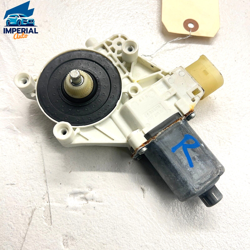 BMW M240xi F23 2017 - 2021 FRONT PASSENGER SIDE DOOR WINDOW REGULATOR MOTOR OEM