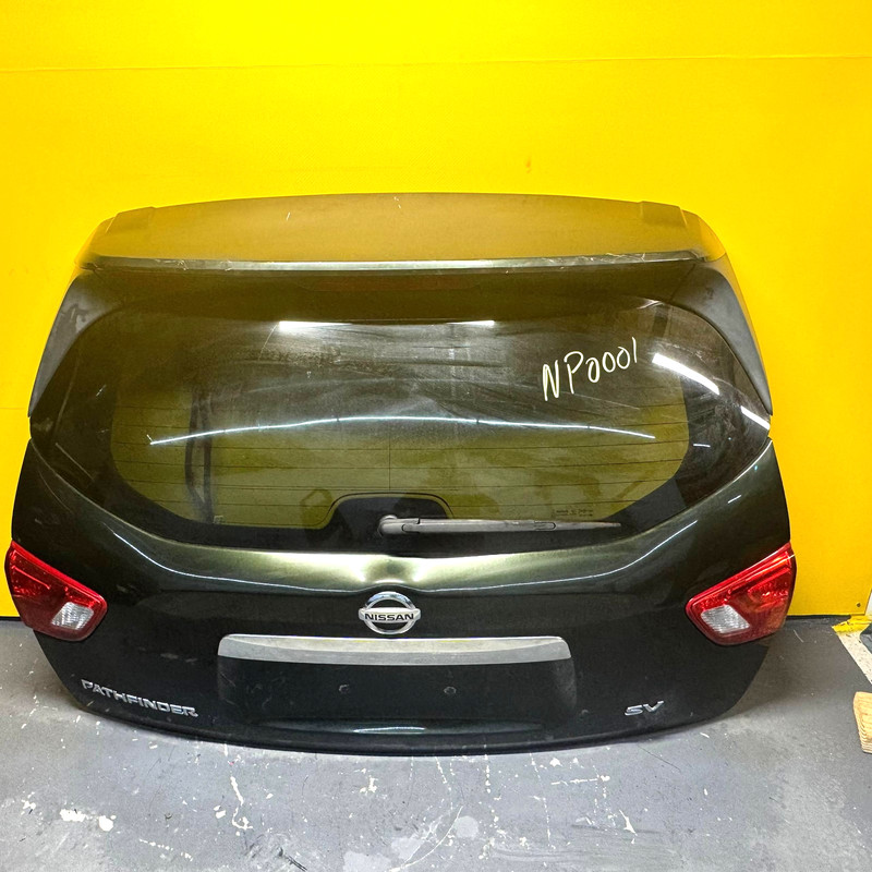 2014-2020 NISSAN PATHFINDER TRUNK LID LIFTGATE TAIL GATE Man Lift Green