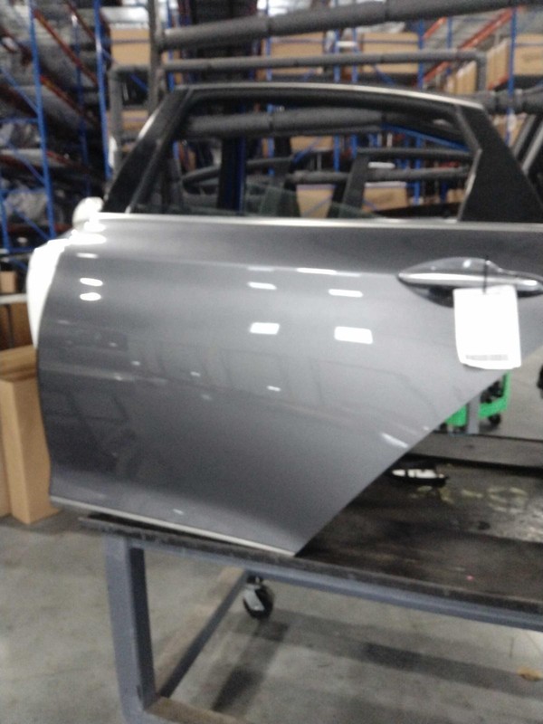 Genesis G80 2017 Left Rear Door GREY 673275 4239