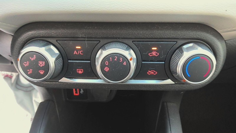 Heater A/c Control NISSAN VERSA 21 22 23 24