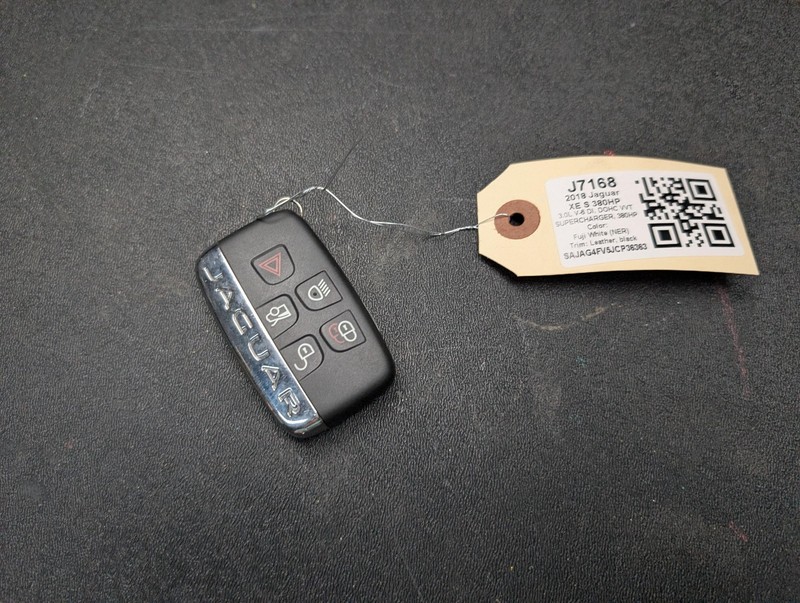 Keyless Entry Remote Key Fob 2018 Jaguar XE S 2019