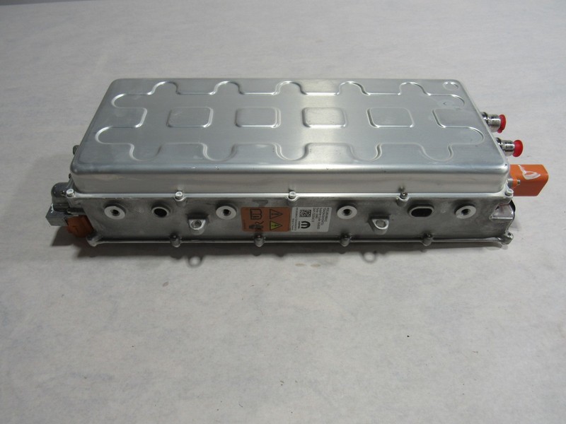 22-24 Jeep Grand Cherokee 2023 2.0L Battery Charger Heater Warmer ;:A