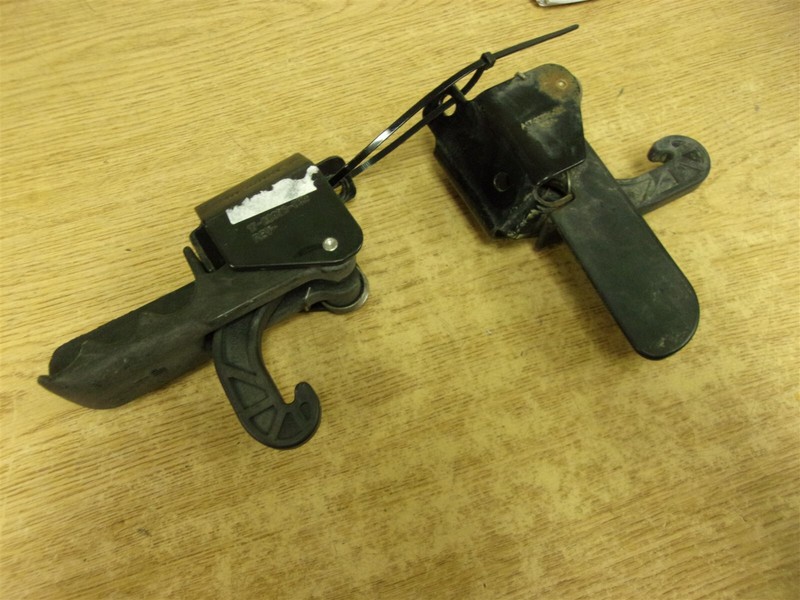 Freightliner 17-20938-000009 Hodd Strap Latch Assembly, Set of 2 *FREE SHIPPING*