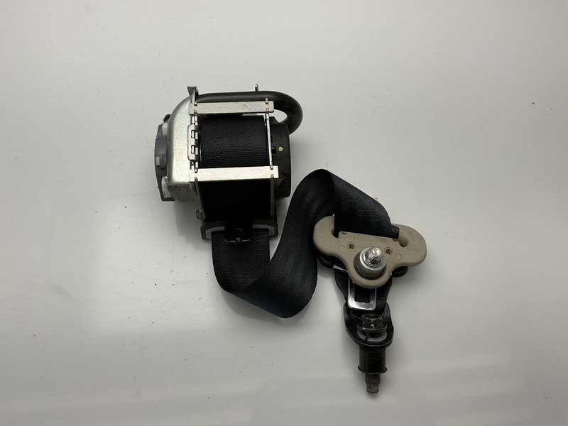 Seat Belt, Front For Juke Lf Blk Rtractor Prtnsion 616608400A