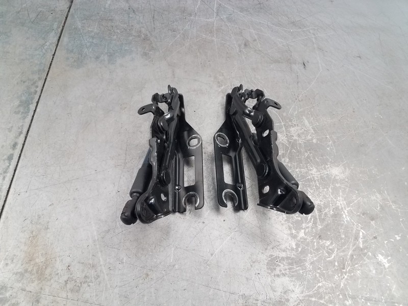 2017 Audi R8 V10 Plus Spyder Bootlid Hinges #4720 CA2