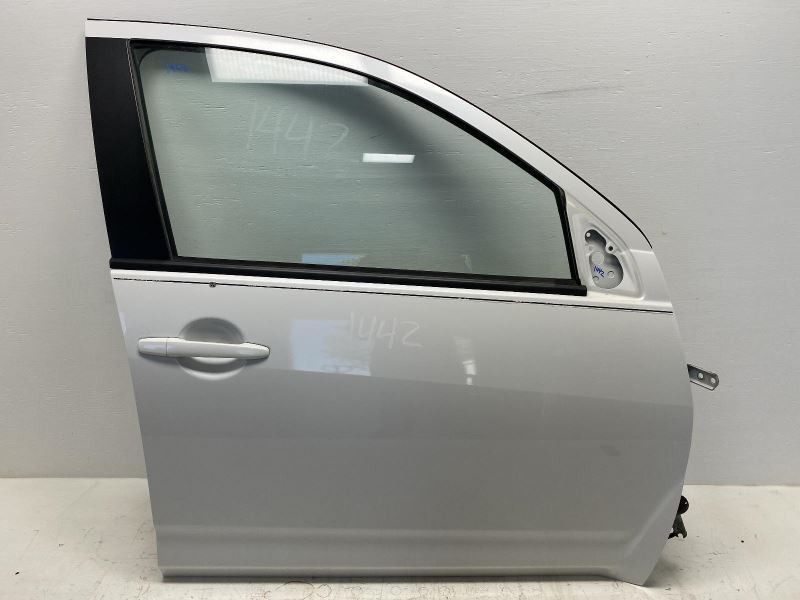 Right Passenger Front Door Fits 2007-2009 Mitsubishi Outlander 79974 NO SHIPPING