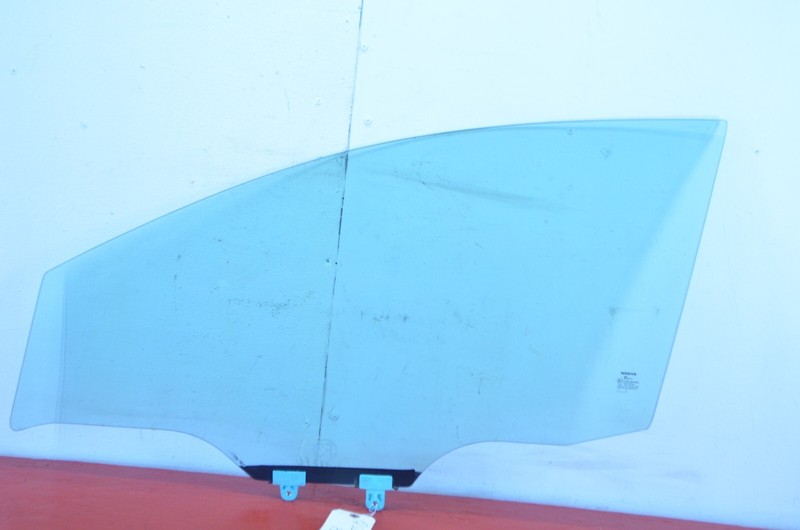 13-19 NISSAN SENTRA FRONT LEFT DRIVER SIDE DOOR WINDOW GLASS OEM
