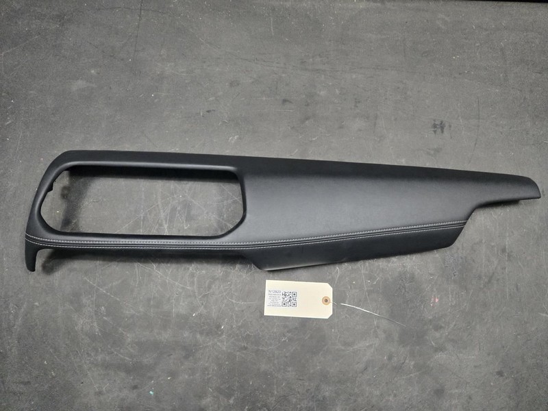 Dashboard Right Trim Panel 2022 Nissan Rogue 68211-6RR0A 2021 2023 2024 2025