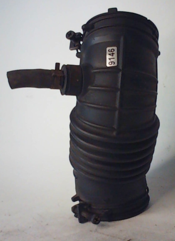 2011-2013 Hyundai Elantra 1.8L Air Intake Duct Tube Hose OEM 28140-3X300