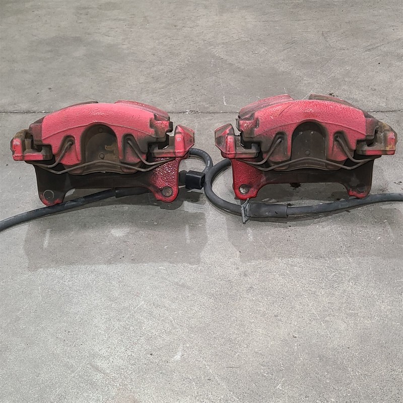 12-13 Volkswagen GTI Golf Front Brake Calipers Set Left & Right AA7040